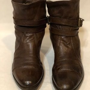 Sold*** Frye brown leather boots women size 7 1/2